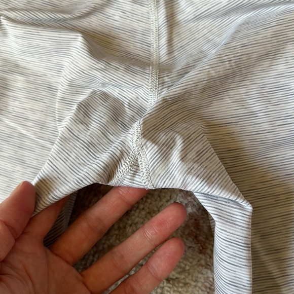 Lululemon Wunder Under Luxtreme leggings - Picture 5 of 7